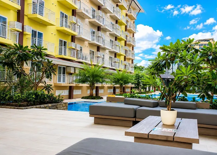 Modern Near Airport Free Wi-fi, Netflix, Pool & Gym Aparthotel Lapu-Lapu City