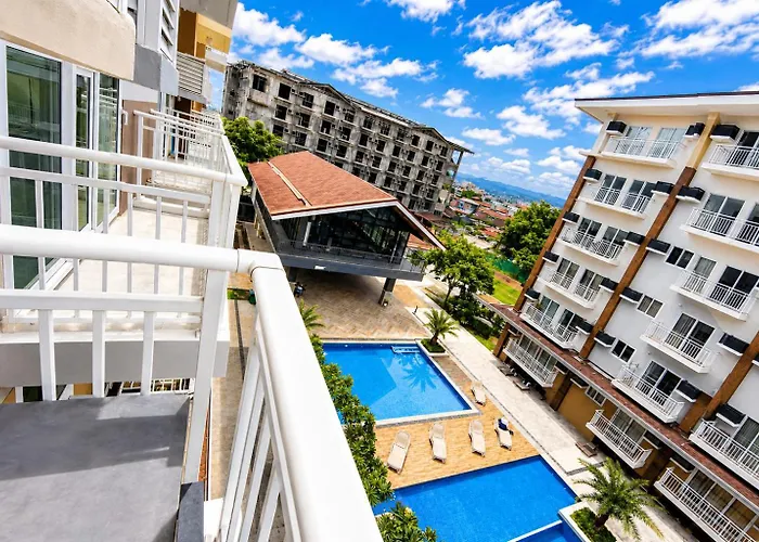 Aparthotel Modern Near Airport Free Wi-fi, Netflix, Pool & Gym
